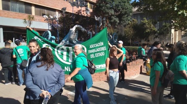 Jornada de paro de ATE Necochea en el centro de la ciudad