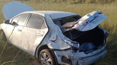 Volcó un Toyota Corolla en la Ruta 72: afortunadamente, no hubo heridos