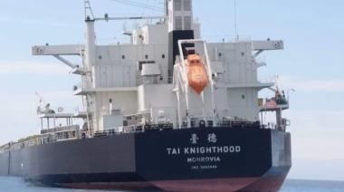 El buque "Tai Knighthood” ya se encuentra en Puerto Madryn
