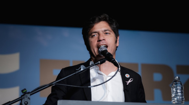 “Tengo una recomendación a Milei: que venga y anuncie cosas a favor de la gente”, dice Kicillof