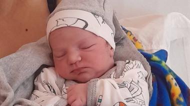 El primer bebé del 2025 en Necochea es de Santamarina y se llama Noah Walter