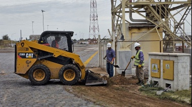 Puerto Quequén intensifica tareas de mantenimiento y limpieza en áreas operativas clave