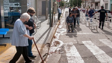 ANSES habilitará a jubilarse a más de 185.000 mujeres sin aportes suficientes