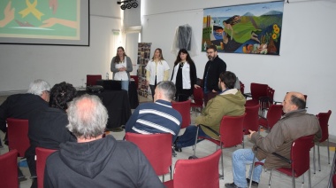 Balcarce capacita a periodistas sobre la prevención del suicidio