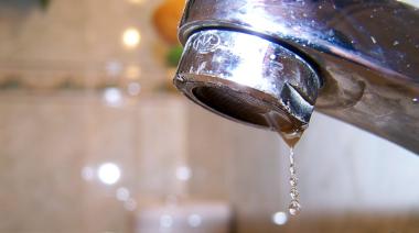 Vecinos de la Villa Florida manifestaron días sin agua