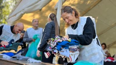 Colecta, radio en vivo y show solidario: así se vive Actitud Solidaria en el Parque Miguel Lillo