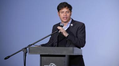 Kicillof analiza desdoblar elecciones y busca consensos con la oposición