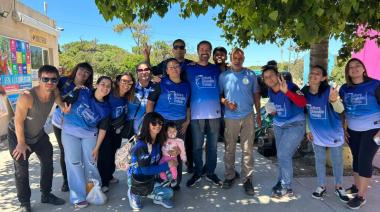 La Juventud del Partido CET llevó a más de 50 niños a disfrutar del Lago de los Cisnes