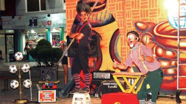 ¿Sos artista callejero? Necochea abre sus peatonales para esta temporada estival