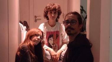 La loberense Brenda Llobet presenta su nuevo EP "Acústico en Vivo"
