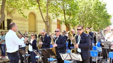 ¿Querés ser el arreglador musical de la banda municipal?