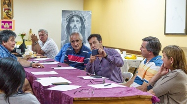 Recorrida de la boleta violeta: de la capilla “San José Obrero” al barrio “6 esquinas” en Quequén