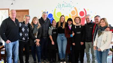 La subsecretaria de Políticas Sociales de la Provincia recorrió instituciones junto a concejales