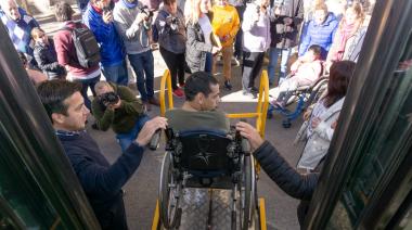 Rampas para la foto: el transporte público de Necochea sigue sin accesibilidad real