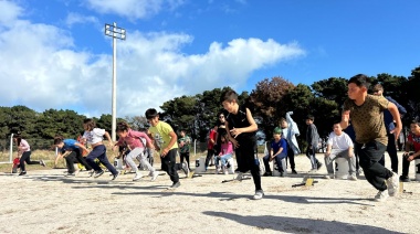 Cientos de chicos asistieron a la jornada de atletismo escolar