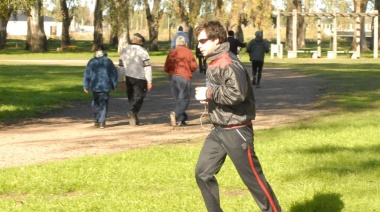 Desde abril, atletismo gratuito en la plaza ‘Hipólito Yrigoyen’ de Quequén