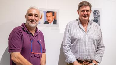 San Cayetano: Se inauguró la muestra fotográfica "Raúl Alfonsín, el hombre, el político"
