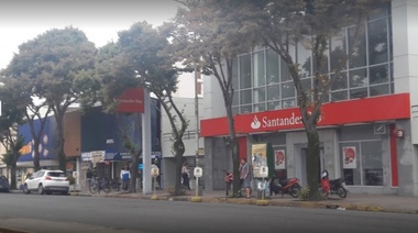 Paro de bancarios en todas las sucursales de Santander por su "actitud extorsiva y de apriete"