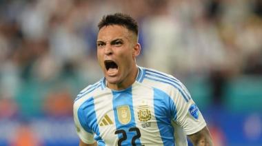 Argentina invicta: Le ganó a Perú 2-0