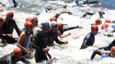 ¡Vuelve Sudestada! La clásica carrera de natación en aguas abiertas de Necochea