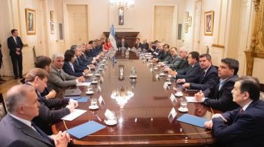 Liga de gobernadores repudia histórica devaluación y cuestiona el Plan Económico de Milei