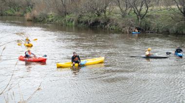 Unidos por el Río Quequén: Clubes de Necochea y Lobería se movilizan para limpiar residuos plásticos