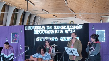 La secundaria 17 rinde homenaje a Gustavo Cerati con su nuevo nombre