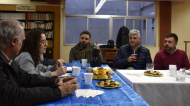 Con Velazquez y Alvaro presentaron el programa Cooperativas al Mundo