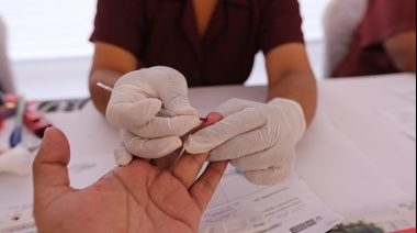 Jornada de prevención en salud: Pruebas rápidas de sífilis y VIH en la Plaza Hipólito Yrigoyen de Quequén