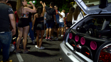 Previo al verano, vuelve a discutirse la nocturnidad en la Ciudad