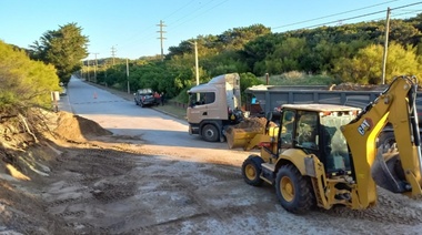 Realizan tareas de mantenimiento en el Sendero Saludable Sur