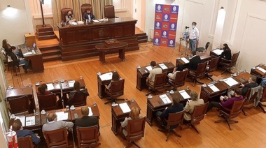 Debate en el Concejo: Aprobaron la eximición de tasas a hoteleros, moratoria y extensión horaria de comercios
