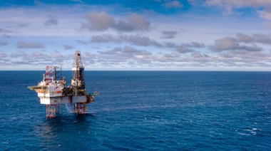 El impacto de las plataformas petroleras: "Nunca antes habían licitado tantas porciones del Mar Argentino"