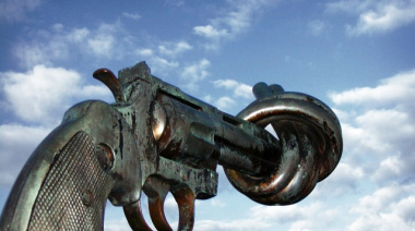 “Menos armas, más palabras”: la UCR Necochea impulsa una charla sobre seguridad ciudadana y violencia