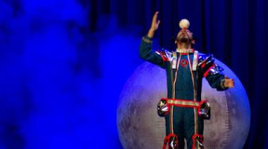 Cierra el mes de las infancias con “Viatrix! Un Payaso en la Luna” en San Cayetano