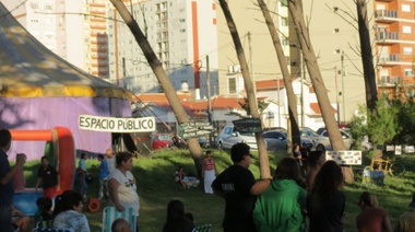 Trabajadores del Casino junto a otras organizaciones realizaron una jornada en defensa de los espacios públicos.