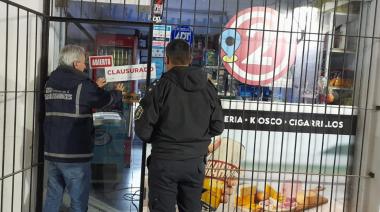 Clausuran  comercios por venta de alcohol fuera de horario