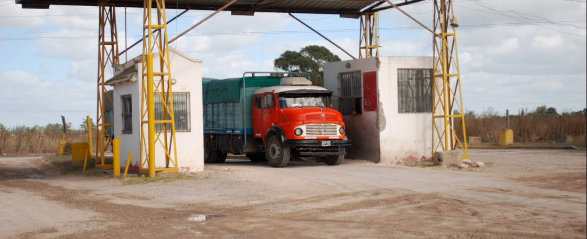 Promesas, recaudación y servicios que no llegan: el eterno debate por la Playa de Camiones de Quequén