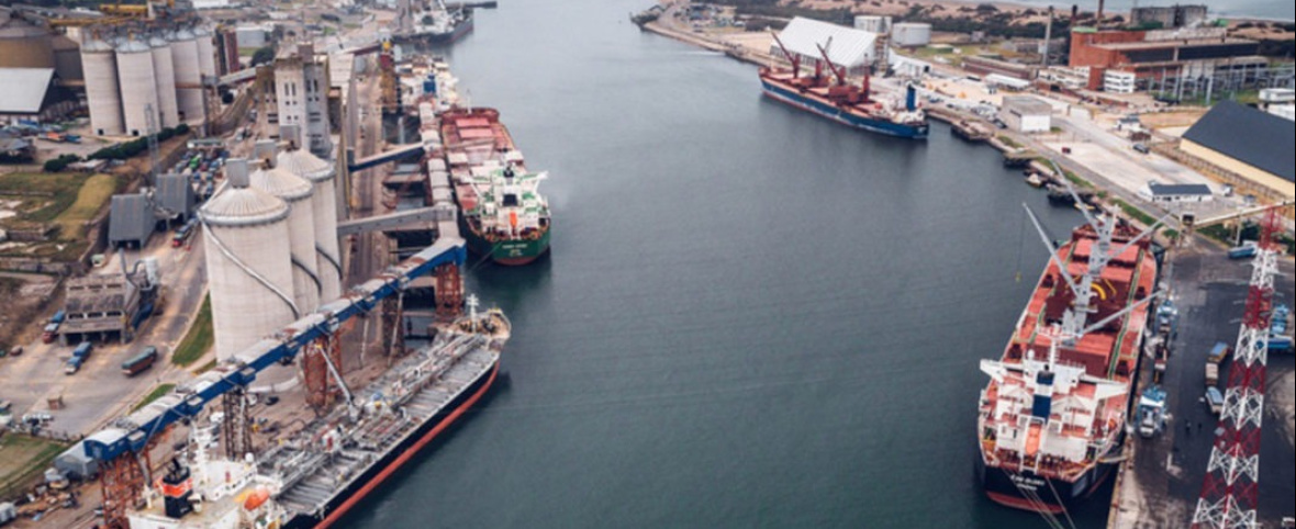 Acuerdo de último momento: se levanta el cese y vuelve la operatoria portuaria en Quequén
