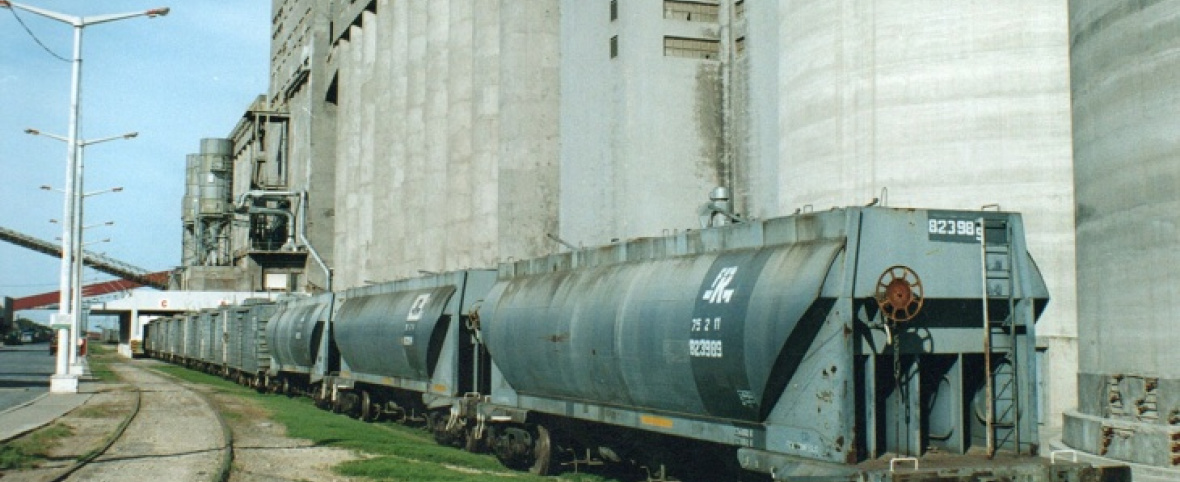 Tras 28 años sin actividad, cuatro intendentes impulsan la vuelta del tren de cargas a Quequén