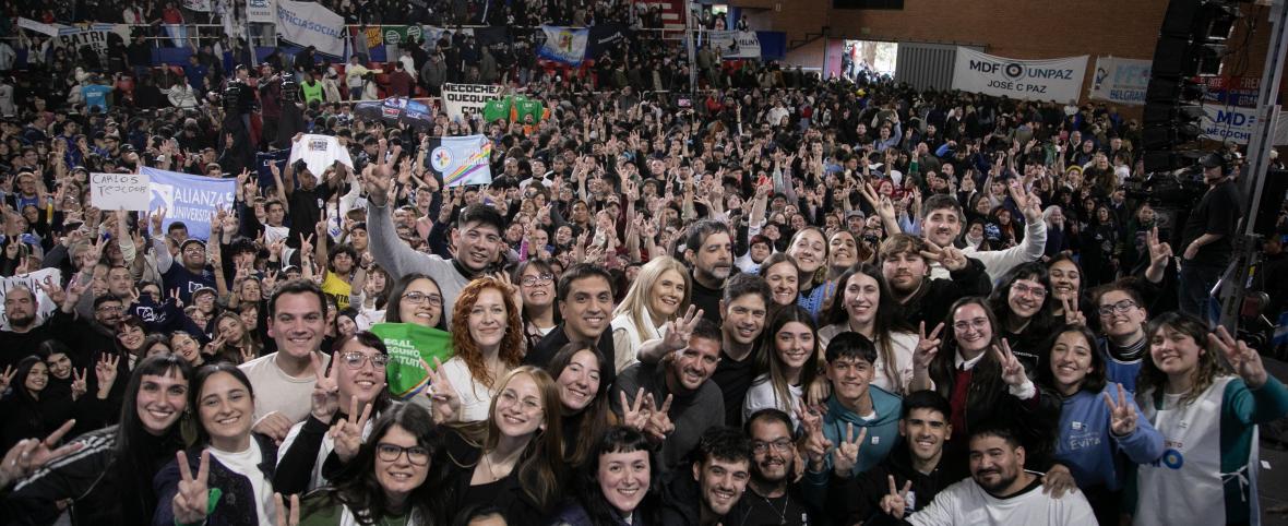 Kicillof lanzó MDF Juventudes en San Martín con participación de referentes de Necochea y Quequén