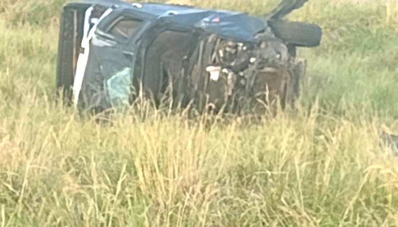 Dos muertos tras volcar una camioneta en la ruta 55 a 15km de Pieres ...