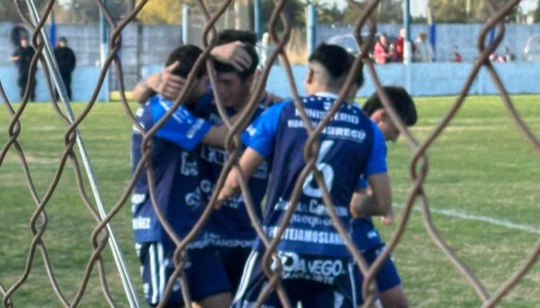 Emoción en el Fútbol Necochense Triunfos destacados en una jornada