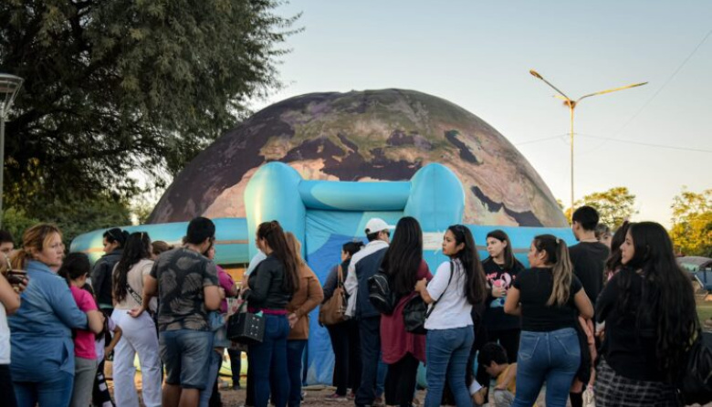 El Planetario Móvil 360° llega a San Cayetano con una experiencia inmersiva para toda la familia