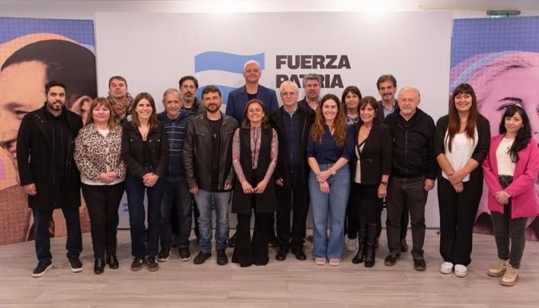 Peronismo bonaerense lanza campaña anti-Milei de cara a las elecciones de octubre