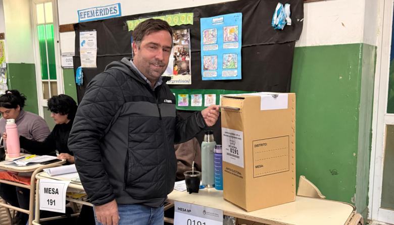 Amilcar de Unión y Libertad: “Disfrutemos de este día haciendo honor a la democracia que tanto costó recuperar”