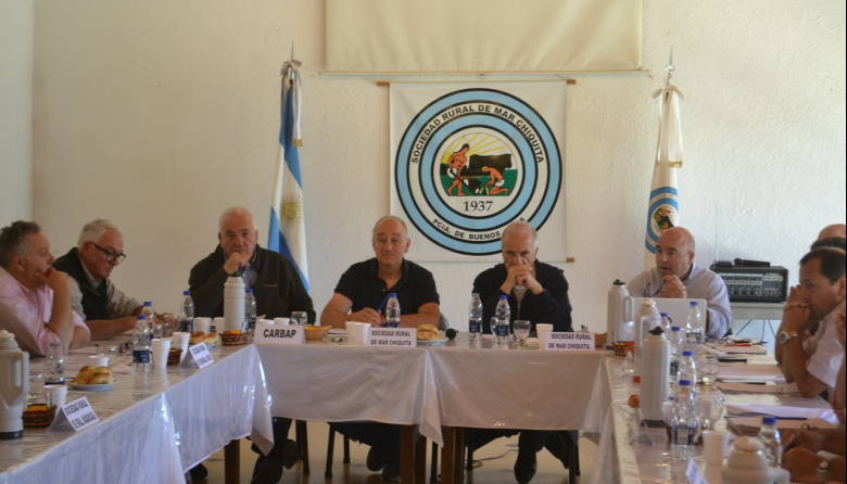 Duro mensaje rural: rechazo a impuestos, críticas por caminos y preocupación por la Ley de Suelos