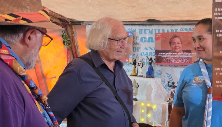 “No quiero sociedades de esclavos”: Pérez Esquivel habló ante jóvenes scouts