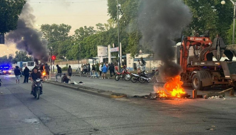 Acuartelamientos, protestas y sanciones: fuerte tensión en la Policía de Santa Fe
