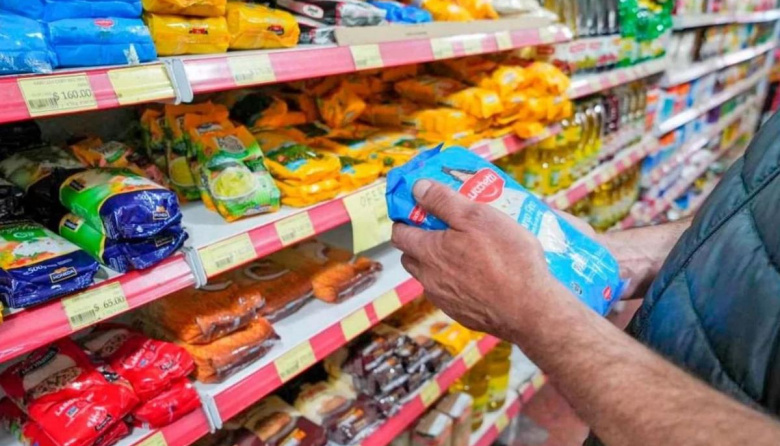 La inflación volvió a acelerarse: enero cerró en 2,9% y los alimentos saltaron casi 5%